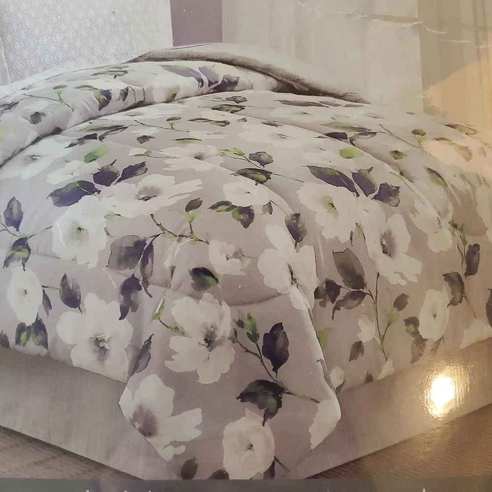 Essential Home 8 piece Comforter Set full size